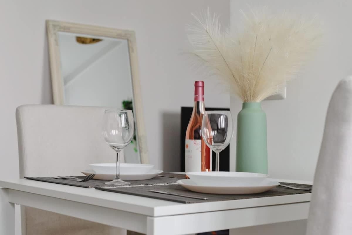 Oasis Suite - Subway 50 Meters Just 5 Minutes From Duomo 밀라노 외부 사진