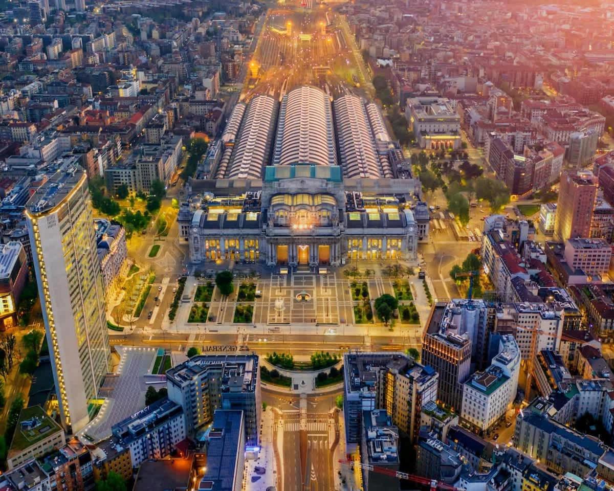 Oasis Suite - Subway 50 Meters Just 5 Minutes From Duomo 밀라노 외부 사진
